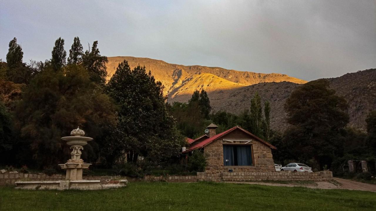 Casa Chalet, Cajon Del Maipo Guest House San Jose de Maipo Bagian luar foto